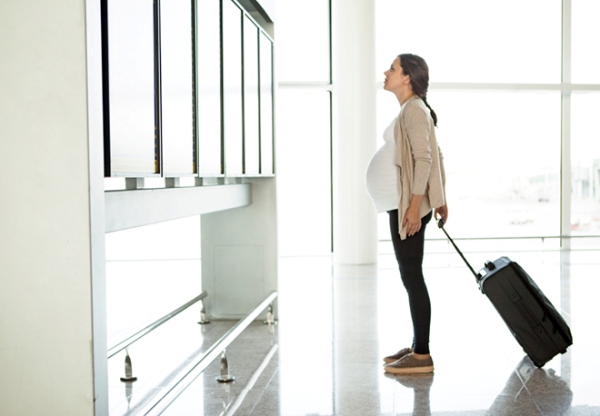 Чем опасны перелеты в самолетах для беременных