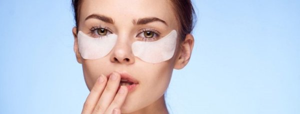 Как разгладить морщинки в уголках глаз: 3 эффективных способа