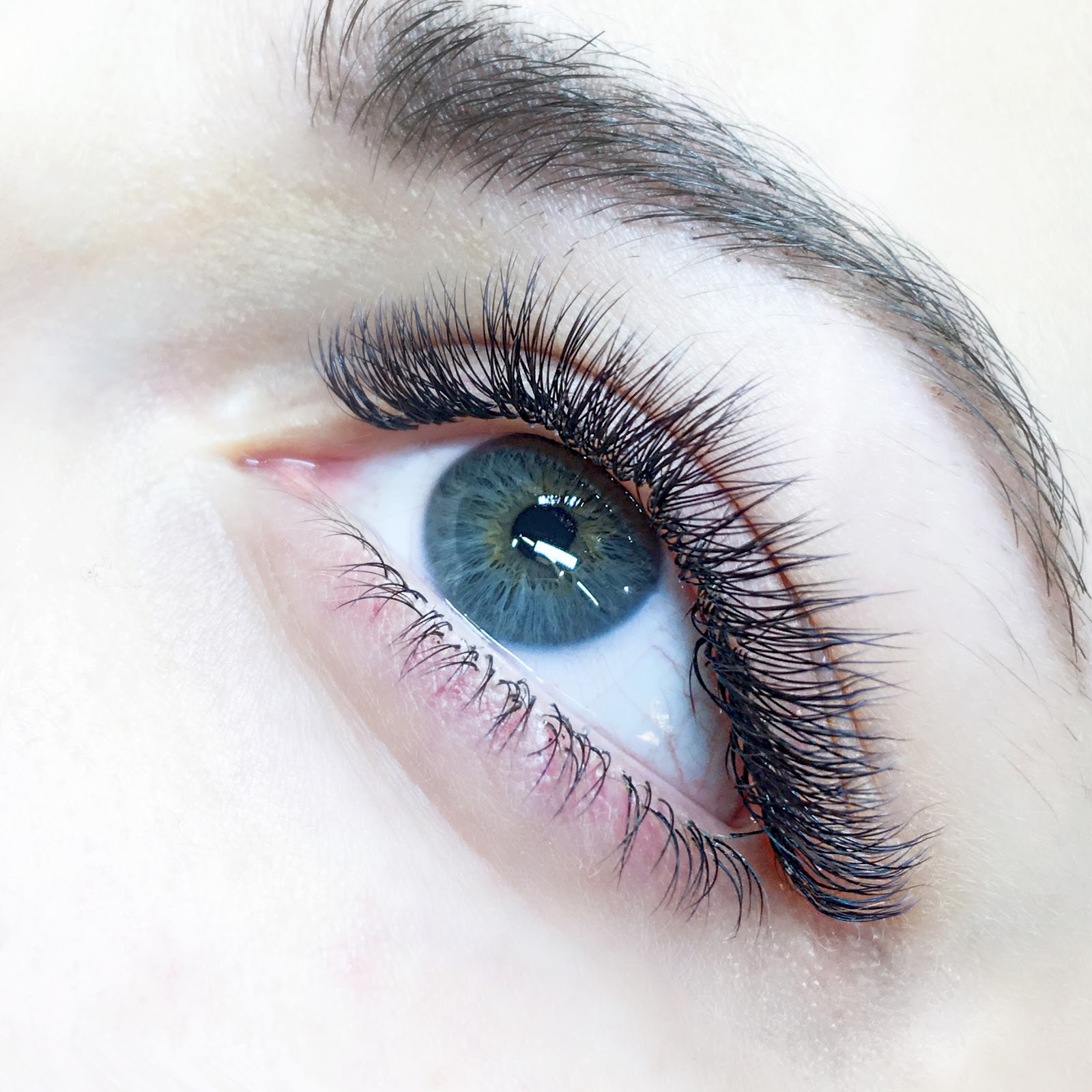 5 приёмов в макияже глаз, которые не стоит использовать женщинам после 40