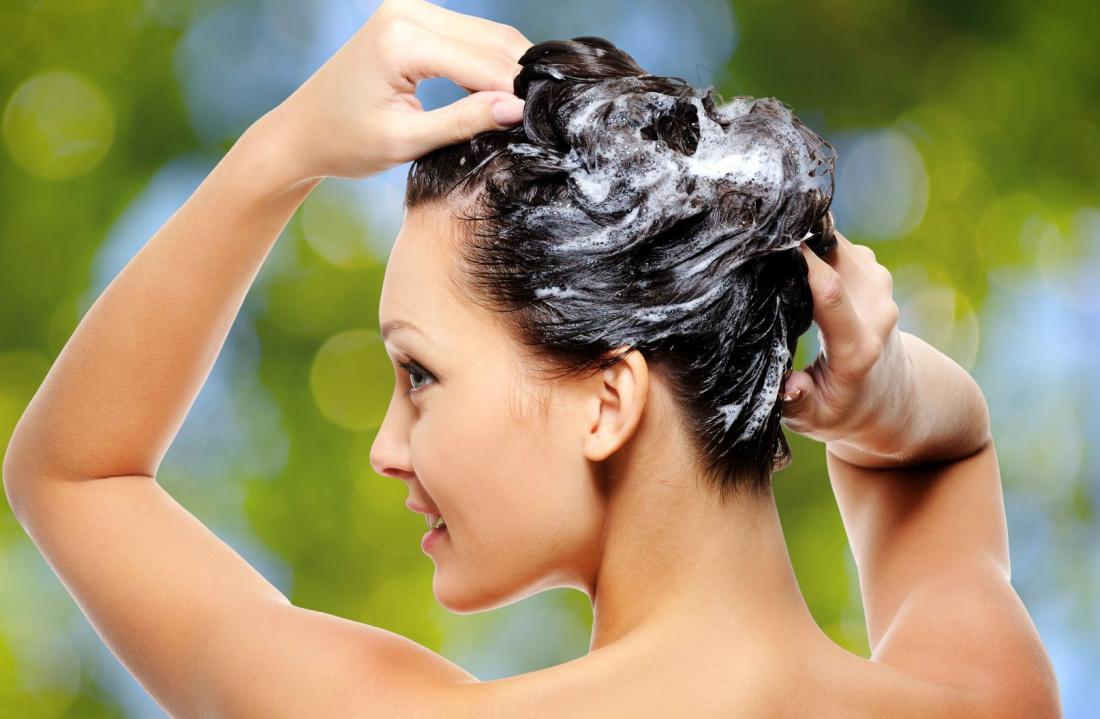 Почему большинство женщин моет волосы неправильно