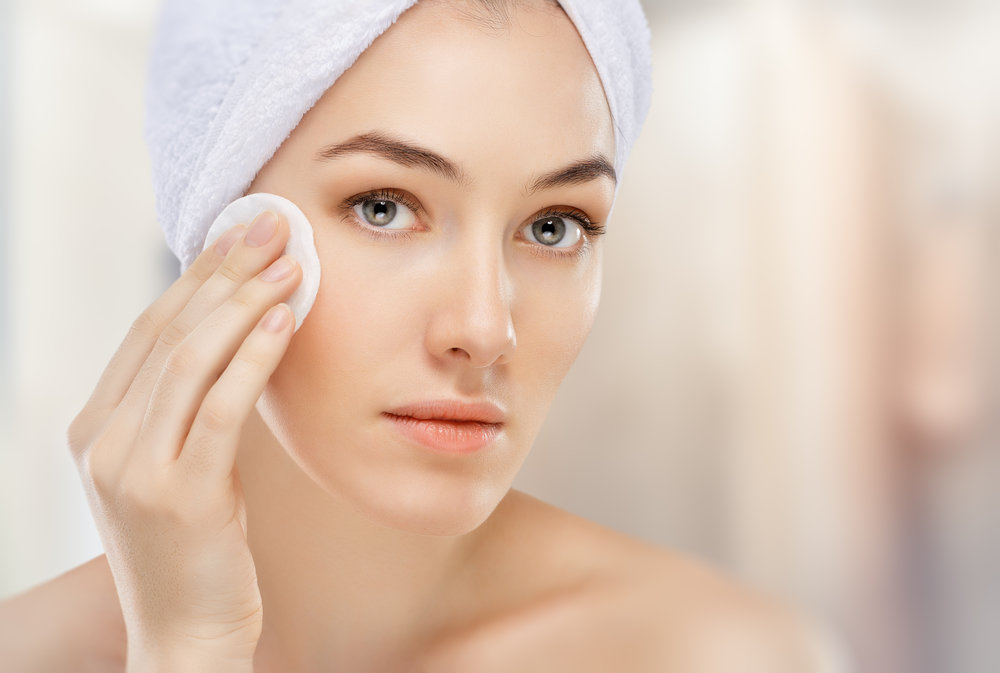 Как правильно подготовить кожу лица к макияжу, чтобы не навредить ей