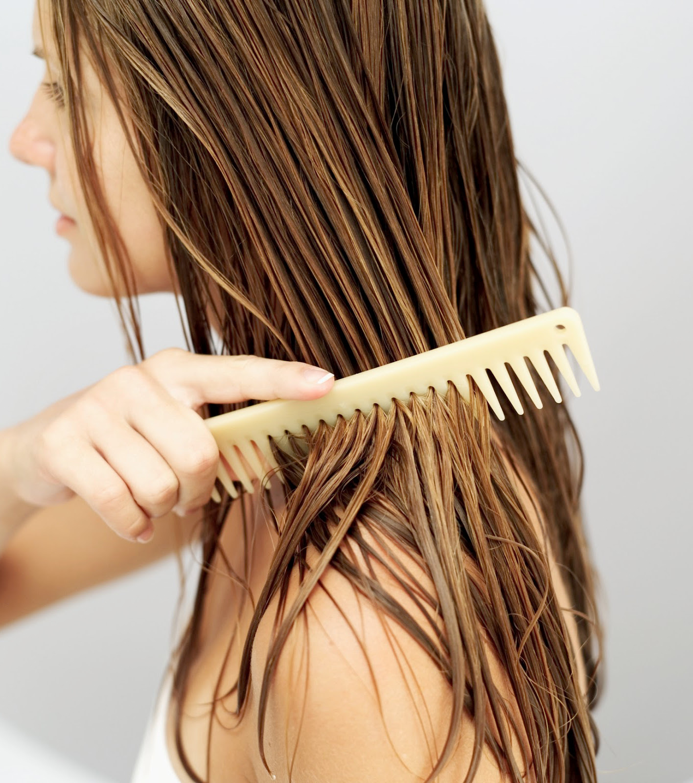 5 правил ухода за волосами, которые позволят предотвратить их выпадение